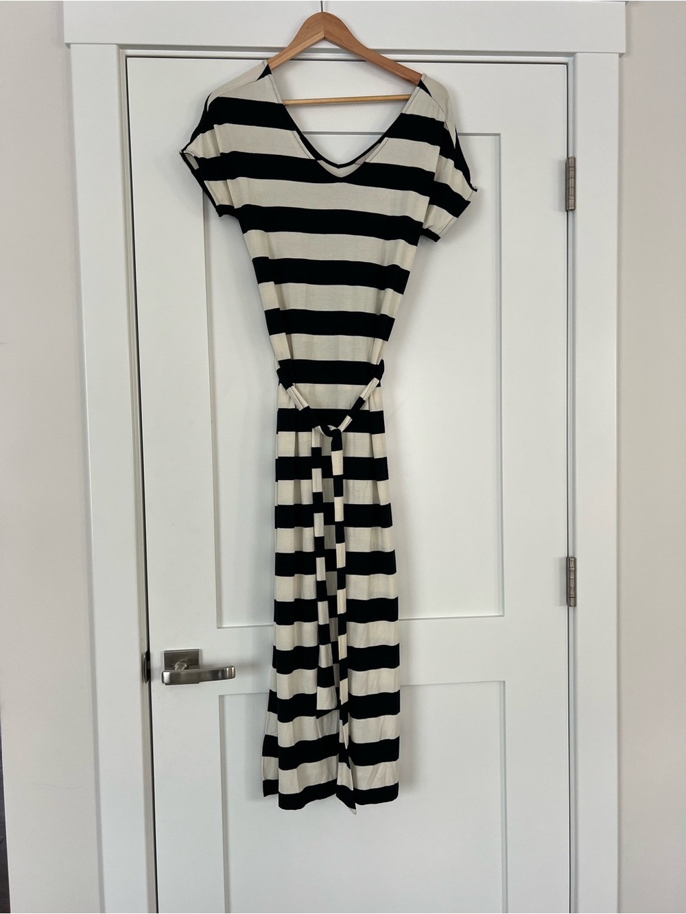 Banana Republic Navy & Cream Striped Maxi Dress with Tie Waist